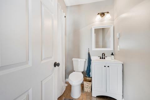 19 Hughes St, Springfield, MA 01108 photo 24