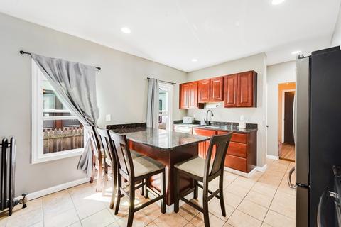 19 Hughes St, Springfield, MA 01108 photo 16
