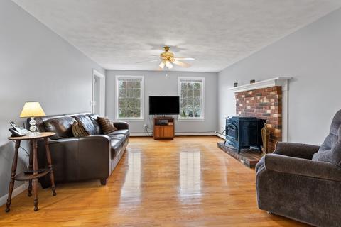 4 Euginia Dr, Mansfield, MA 02048 photo 8