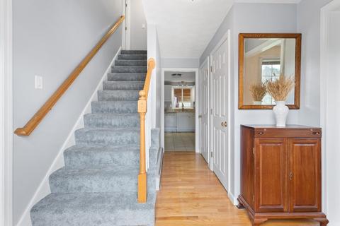 4 Euginia Dr, Mansfield, MA 02048 photo 5