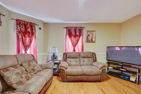 72 Union, Everett, MA 02149 photo 5