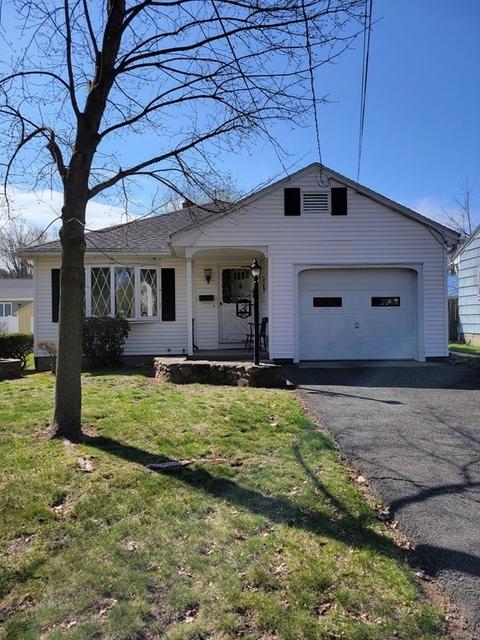 1383 Sumner Ave, Springfield, MA 01118 photo 1
