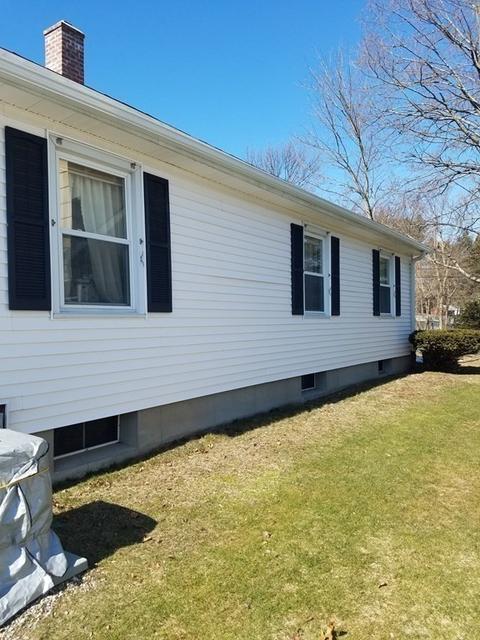 1383 Sumner Ave, Springfield, MA 01118 photo 2