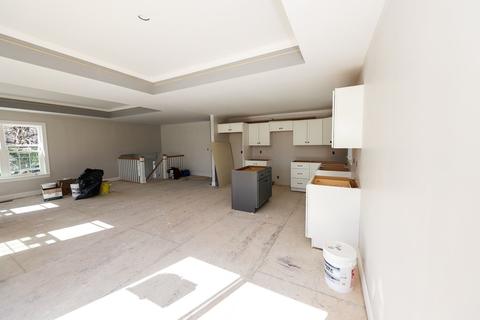 16 Chace St, Fall River, MA 02724 photo 5