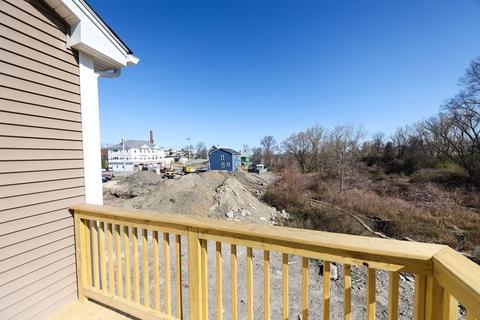16 Chace St, Fall River, MA 02724 photo 29