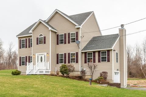 460 Erickson Rd, Ashby, MA 01431 photo 1