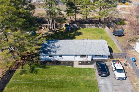 5 Penikese St, Wareham, MA 02576 photo 1