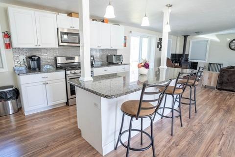 5 Penikese St, Wareham, MA 02576 photo 5