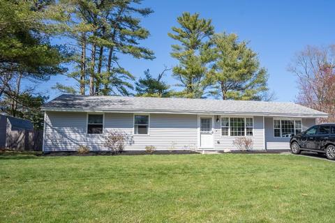 5 Penikese St, Wareham, MA 02576 photo 2