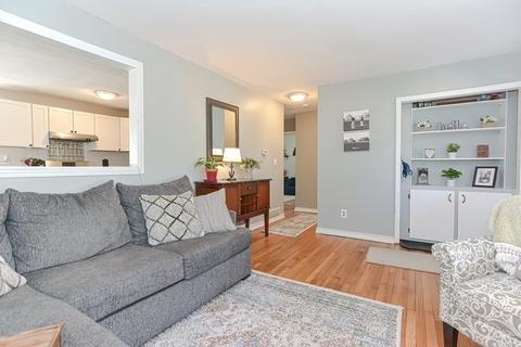 43 Cliff Rd, Bourne, MA 02532 photo 4