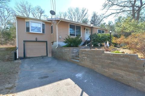 43 Cliff Rd, Bourne, MA 02532 photo 1