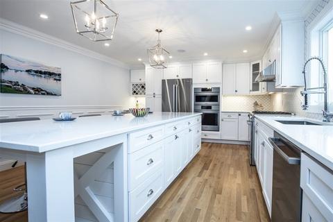 6 Rolleston Rd, Marblehead, MA 01945 photo 5