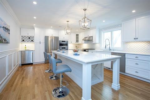 6 Rolleston Rd, Marblehead, MA 01945 photo 3