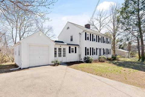 68 Conant St, Beverly, MA 01915 photo 2