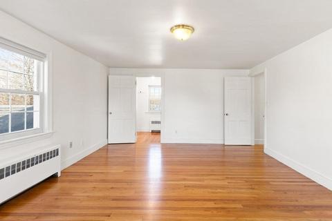 68 Conant St, Beverly, MA 01915 photo 23