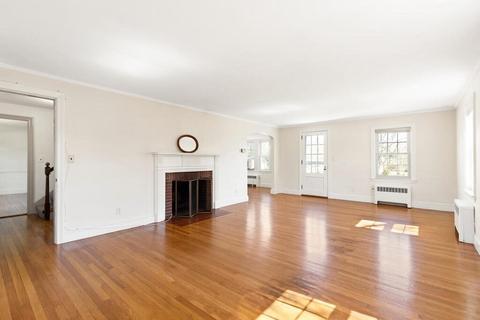 68 Conant St, Beverly, MA 01915 photo 6