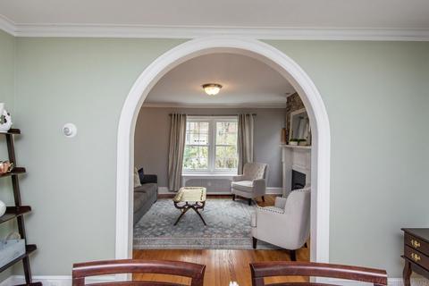 33 Hadwen Ln, Worcester, MA 01602 photo 11