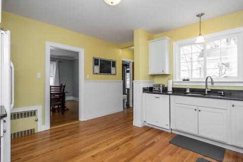 33 Hadwen Ln, Worcester, MA 01602 photo 19