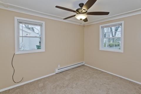 37 Eldridge St, Chicopee, MA 01013 photo 13