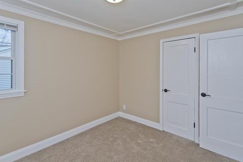37 Eldridge St, Chicopee, MA 01013 photo 14