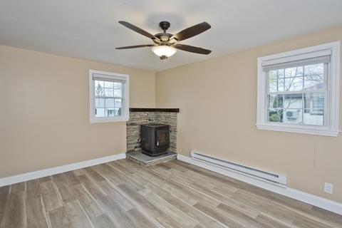 37 Eldridge St, Chicopee, MA 01013 photo 7
