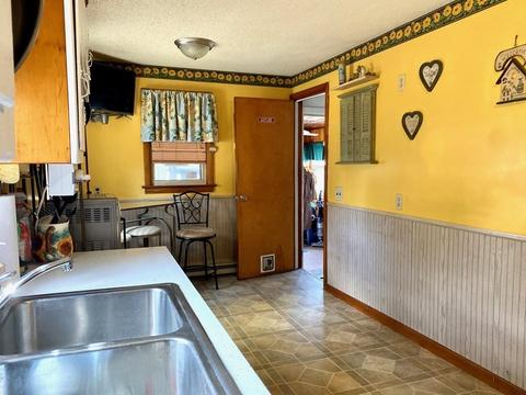 21 Jean Dr, Springfield, MA 01104 photo 4