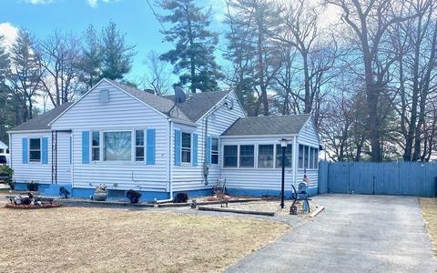 21 Jean Dr, Springfield, MA 01104 photo 1