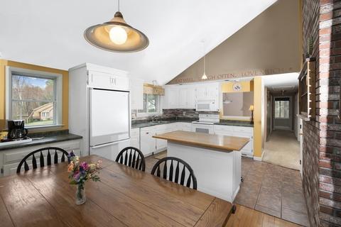 77 Carriage House Path, Ashland, MA 01721 photo 5
