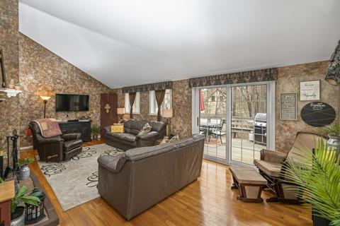 77 Carriage House Path, Ashland, MA 01721 photo 7