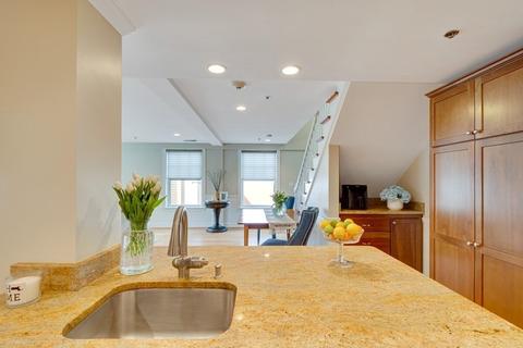 1110 Great Plain Ave #2, Needham, MA 02492 photo 10