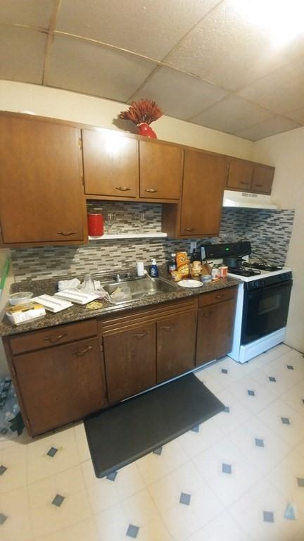 2016 N Main St, Fall River, MA 02720 photo 9