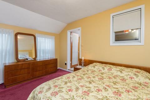 24 Volusia Rd, Hingham, MA 02043 photo 8