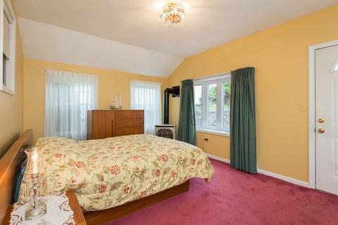 24 Volusia Rd, Hingham, MA 02043 photo 5