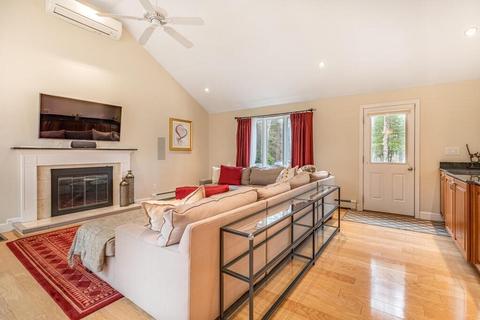 70 Pine St, Needham, MA 02492 photo 16
