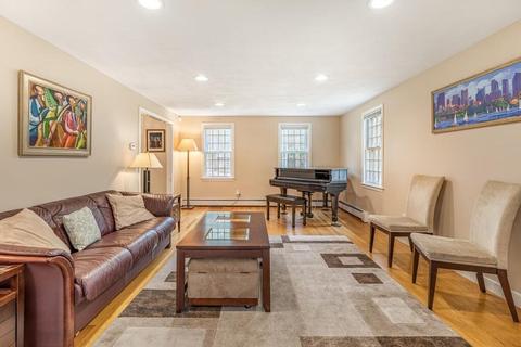 70 Pine St, Needham, MA 02492 photo 6