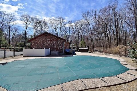 8 Mccarthy Cir, Framingham, MA 01702 photo 41