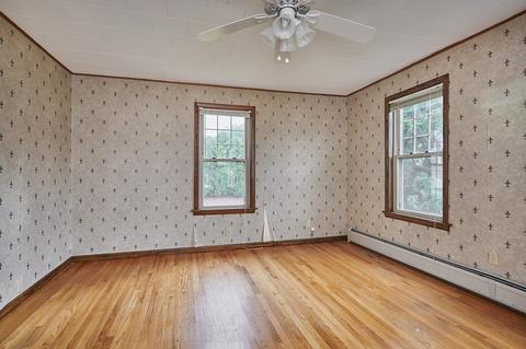 363 Main St, Easthampton, MA 01027 photo 16