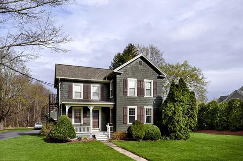 363 Main St, Easthampton, MA 01027 photo 1