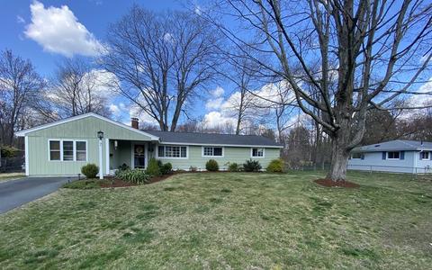 7 Loring Ave, Maynard, MA 01754 photo 1