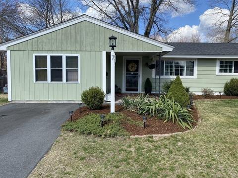 7 Loring Ave, Maynard, MA 01754 photo 3