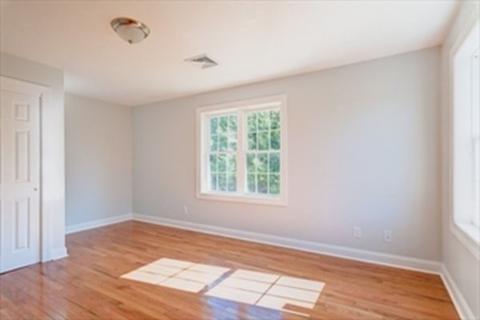 76 Upland St #C, Worcester, MA 01607 photo 4