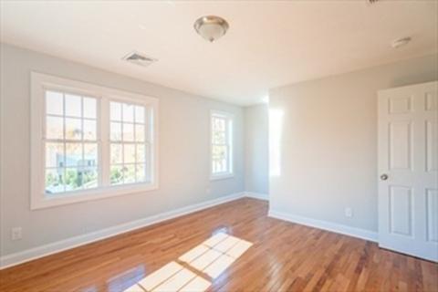 76 Upland St #C, Worcester, MA 01607 photo 3
