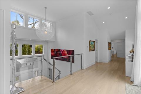 4 Dewing Path, Wellesley, MA 02482 photo 22