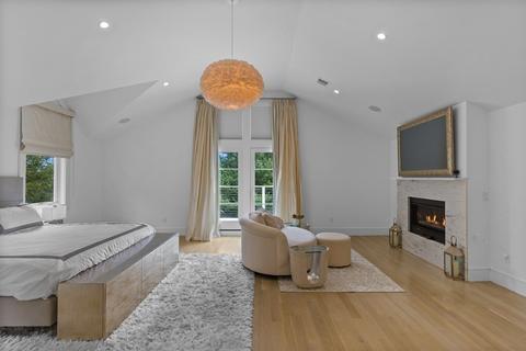 4 Dewing Path, Wellesley, MA 02482 photo 23