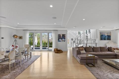4 Dewing Path, Wellesley, MA 02482 photo 6