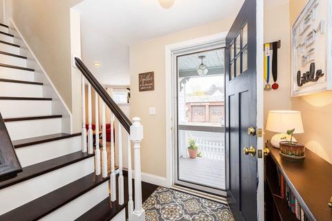 154 Maplewood Ave, Gloucester, MA 01930 photo 5