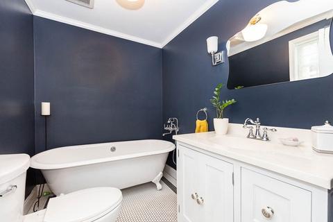 154 Maplewood Ave, Gloucester, MA 01930 photo 18