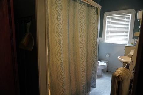 984 N Main St, Fall River, MA 02720 photo 17