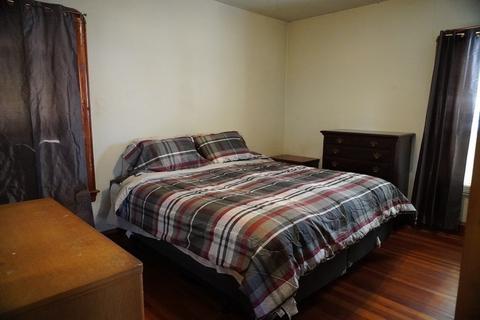 984 N Main St, Fall River, MA 02720 photo 9