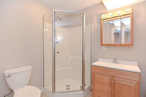 121 Warner Ave, Worcester, MA 01604 photo 27